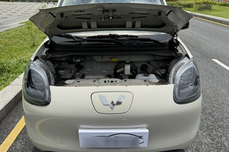 Used Wuling Hongguang MINIEV 2025 Four-Door Version Advanced Edition Engine Bay