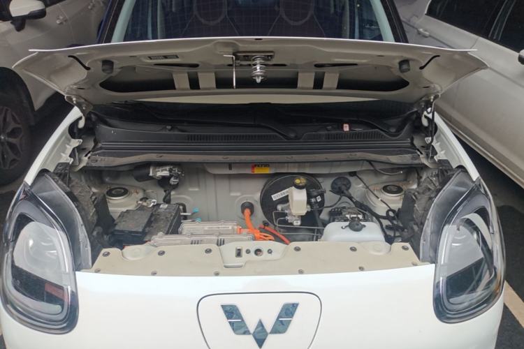 Used Wuling Hongguang MINIEV 2025 Four-Door Version Advanced Edition Engine Bay