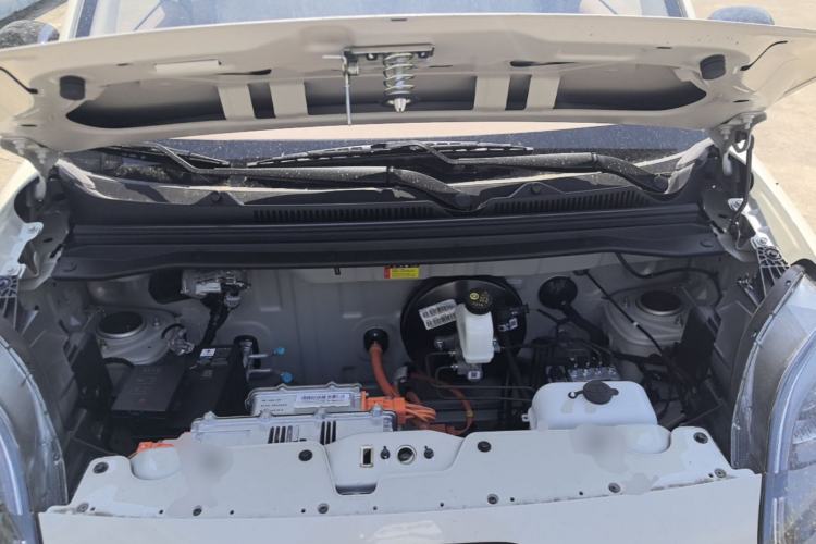 Used Wuling Hongguang MINIEV 2025 Four-Door Version Advanced Edition Engine Bay