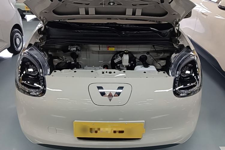 Used Wuling Hongguang MINIEV 2025 Four-Door Version Advanced Edition Engine Bay