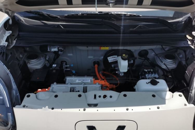 Used Wuling Hongguang MINIEV 2025 Four-Door Version Advanced Edition Engine Bay