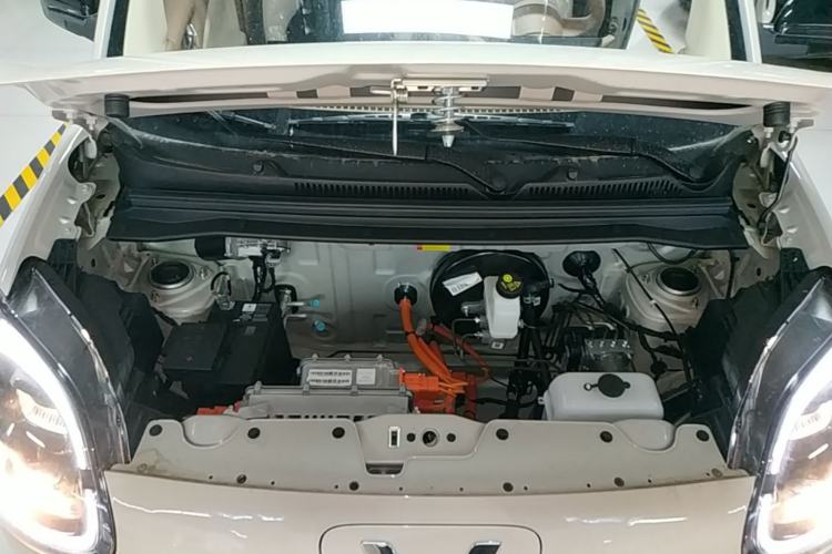 Used Wuling Hongguang MINIEV 2025 Four-Door Version Advanced Edition Engine Bay