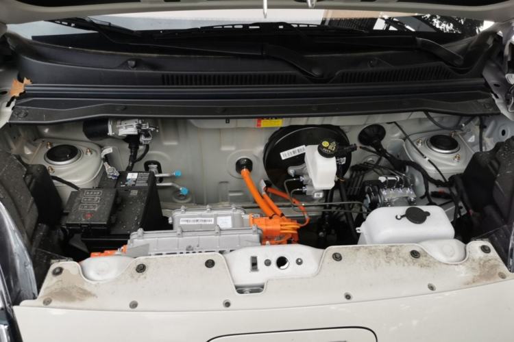 Used Wuling Hongguang MINIEV 2025 Four-Door Version Advanced Edition Engine Bay