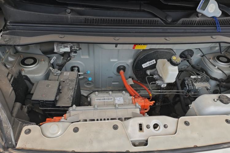 Used Wuling Hongguang MINIEV 2025 Four-Door Version Advanced Edition Engine Bay