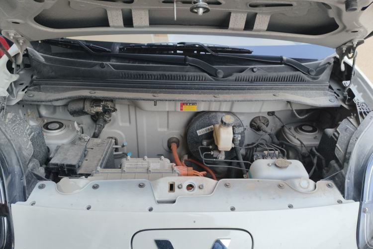 Used Wuling Hongguang MINIEV 2025 Four-Door Version Advanced Edition Engine Bay