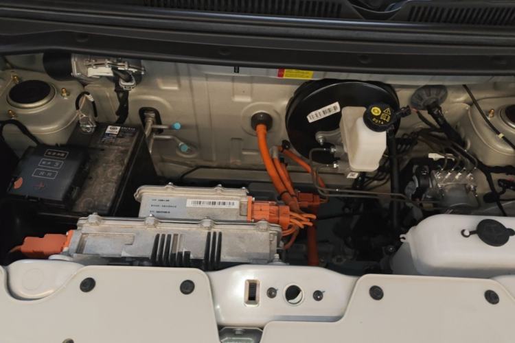 Used Wuling Hongguang MINIEV 2025 Four-Door Version Advanced Edition Engine Bay