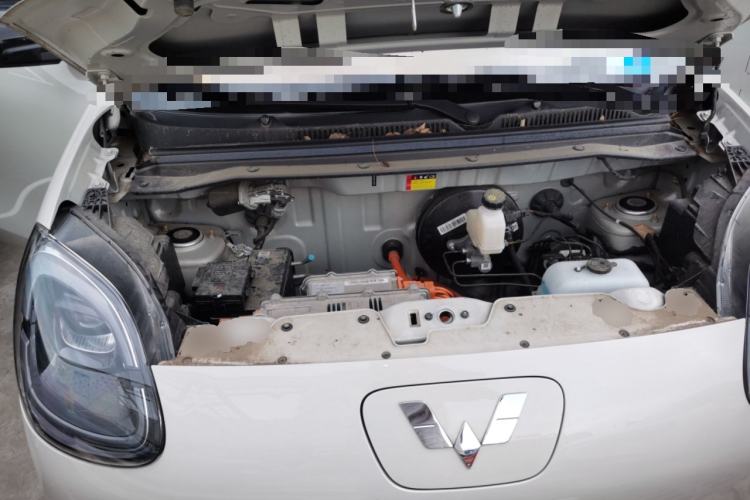 Used Wuling Hongguang MINIEV 2025 Four-Door Version Advanced Edition Engine Bay