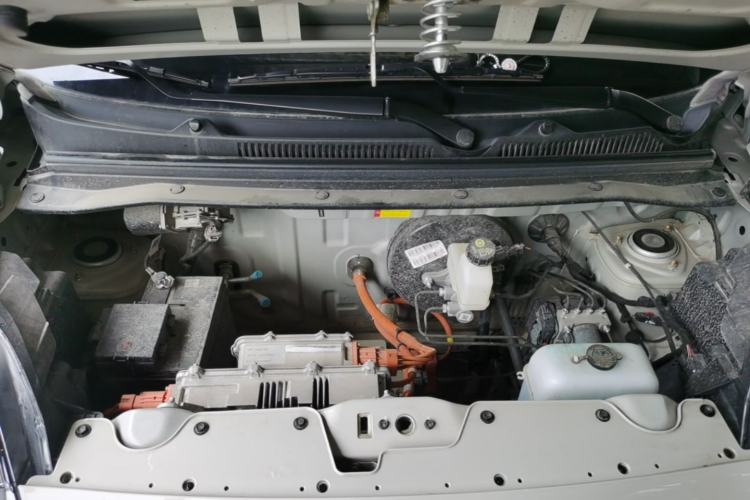Used Wuling Hongguang MINIEV 2025 Four-Door Version Advanced Edition Engine Bay