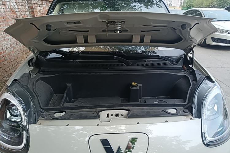 Used Wuling Hongguang MINIEV 2025 Four-Door Version Advanced Edition Engine Bay