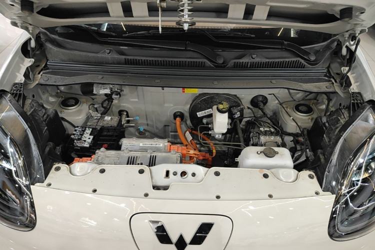Used Wuling Hongguang MINIEV 2025 Four-Door Version Advanced Edition Engine Bay