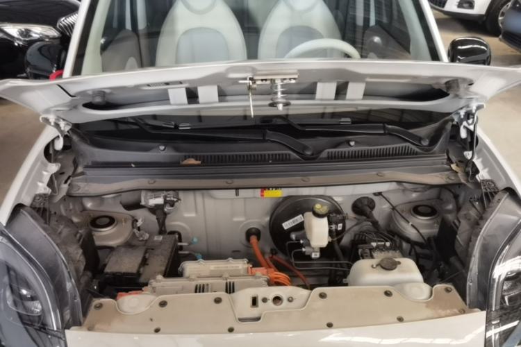 Used Wuling Hongguang MINIEV 2025 Four-Door Version Advanced Edition Engine Bay