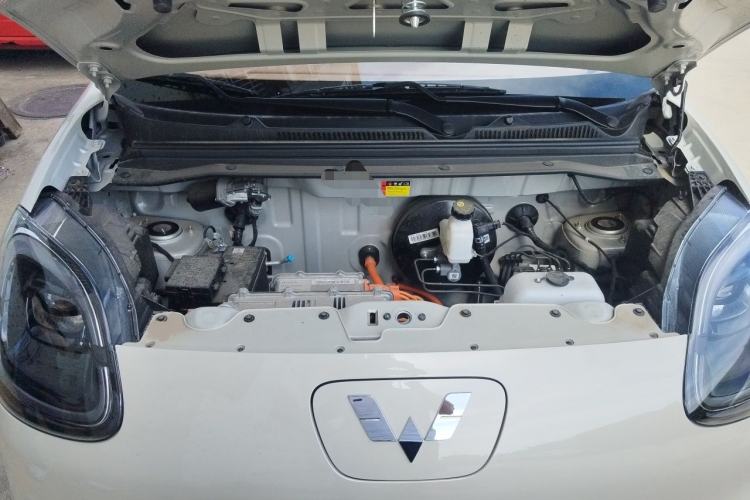 Used Wuling Hongguang MINIEV 2025 Four-Door Version Advanced Edition Engine Bay