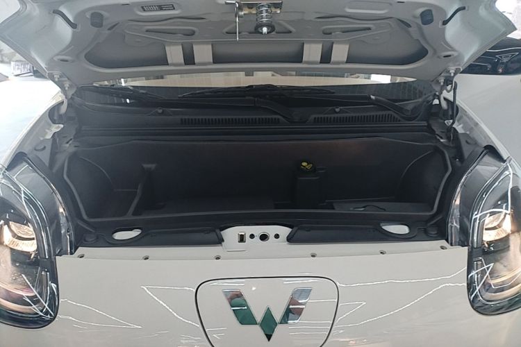 Used Wuling Hongguang MINIEV 2025 Four-Door Version Advanced Edition Engine Bay