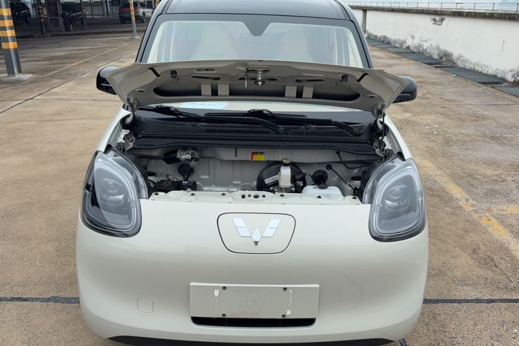 Used Wuling Hongguang MINIEV 2025 Four-Door Version Zhenxiang+ Edition Engine Bay