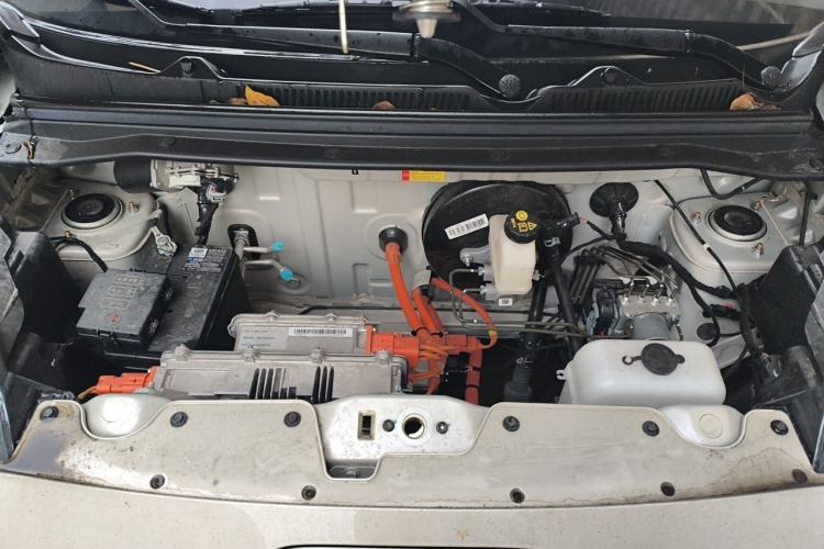 Used Wuling Hongguang MINIEV 2025 Four-Door Version Advanced Edition Engine Bay