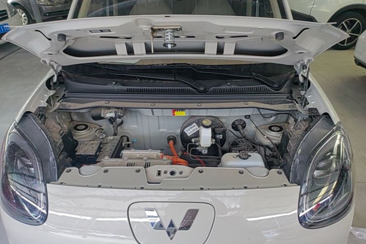 Used Wuling Hongguang MINIEV 2025 Four-Door Version Advanced Edition Engine Bay