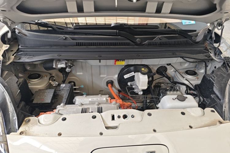 Used Wuling Hongguang MINIEV 2025 Four-Door Version Advanced Edition Engine Bay