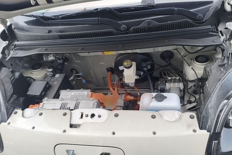 Used Wuling Hongguang MINIEV 2025 Four-Door Version Advanced Edition Engine Bay