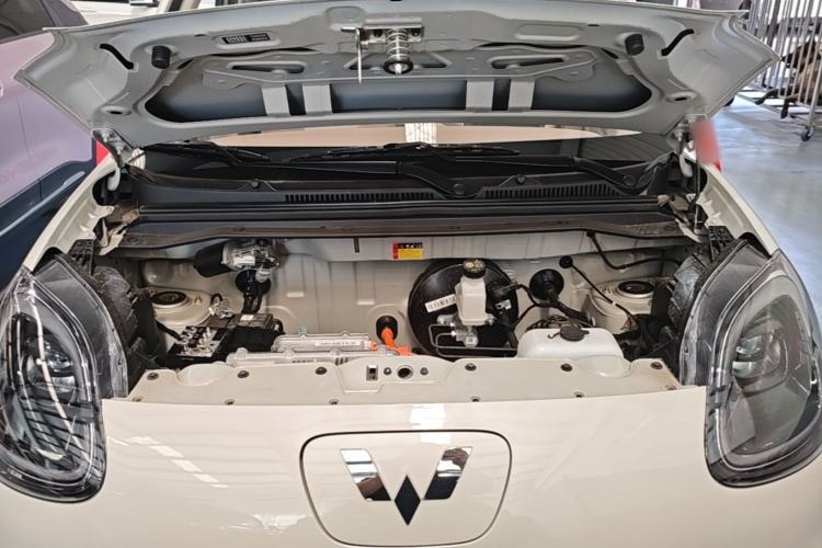 Used Wuling Hongguang MINIEV 2025 Four-Door Version Advanced Edition Engine Bay