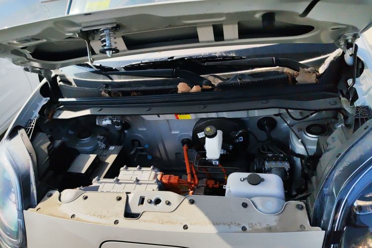 Used Wuling Hongguang MINIEV 2025 Four-Door Version Advanced Edition Engine Bay