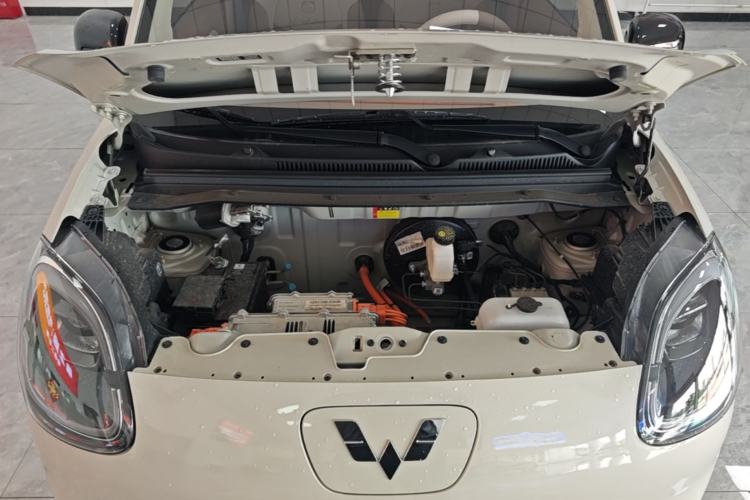 Used Wuling Hongguang MINIEV 2025 Four-Door Version Advanced Edition Engine Bay