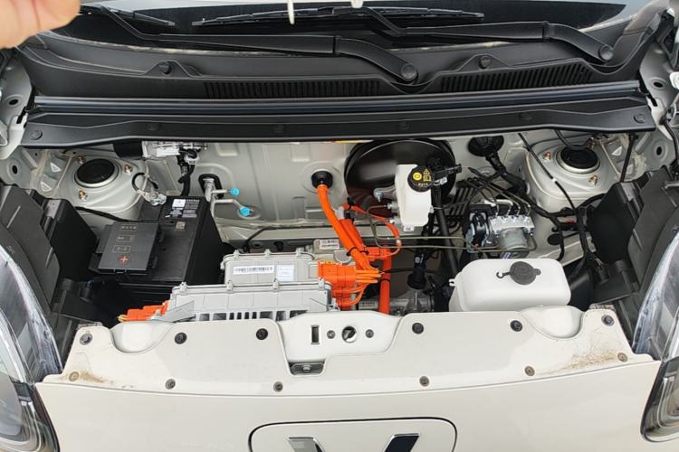 Used Wuling Hongguang MINIEV 2025 Four-Door Version Advanced Edition Engine Bay
