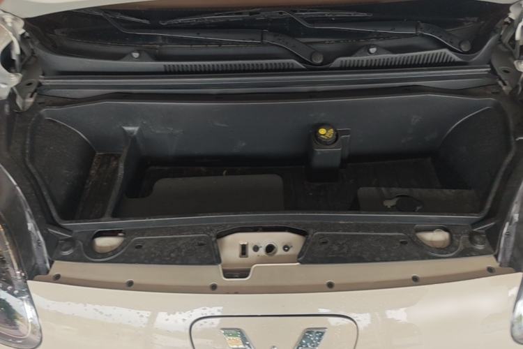 Used Wuling Hongguang MINIEV 2025 Four-Door Version Advanced Edition Engine Bay