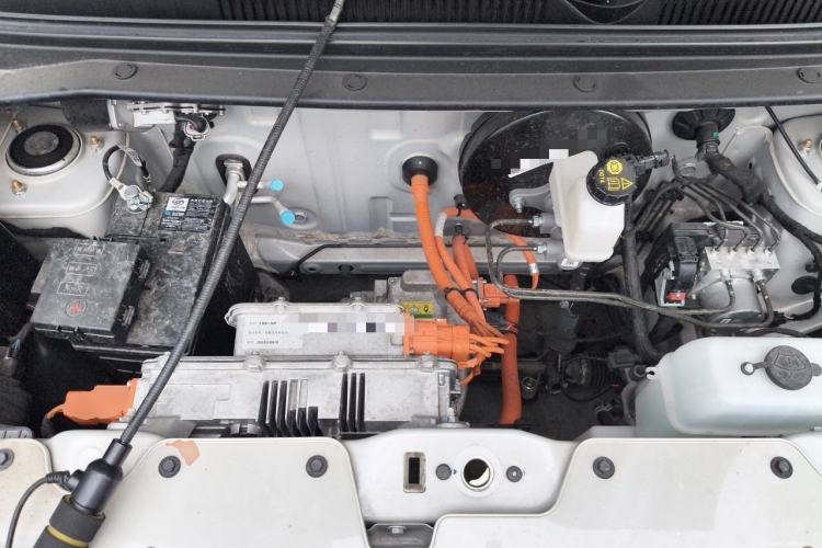 Used Wuling Hongguang MINIEV 2025 Four-Door Version Premium Edition Engine Bay