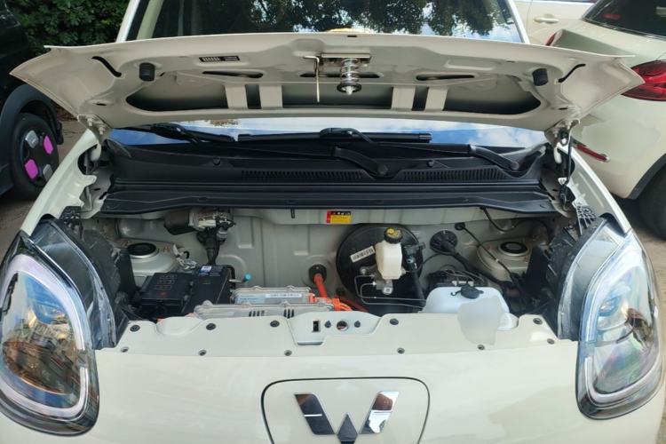 Used Wuling Hongguang MINIEV 2025 Four-Door Version Advanced Edition Engine Bay