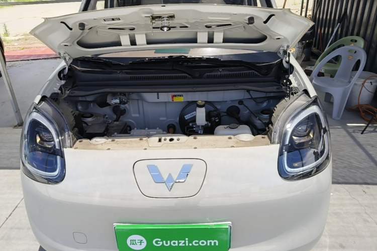 Used Wuling Hongguang MINIEV 2025 Four-Door Version Advanced Edition Engine Bay