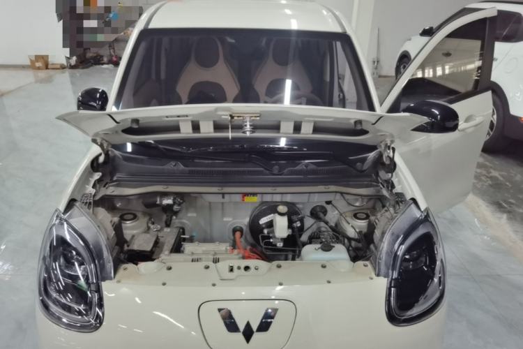 Used Wuling Hongguang MINIEV 2025 Four-Door Version Advanced Edition Engine Bay