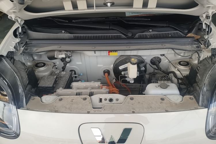 Used Wuling Hongguang MINIEV 2025 Four-Door Version Advanced Edition Engine Bay