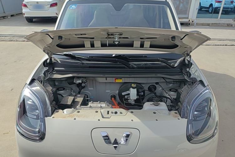 Used Wuling Hongguang MINIEV 2025 Four-Door Version Advanced Edition Engine Bay