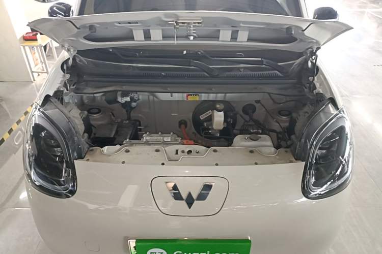 Used Wuling Hongguang MINIEV 2025 Four-Door Version Advanced Edition Engine Bay