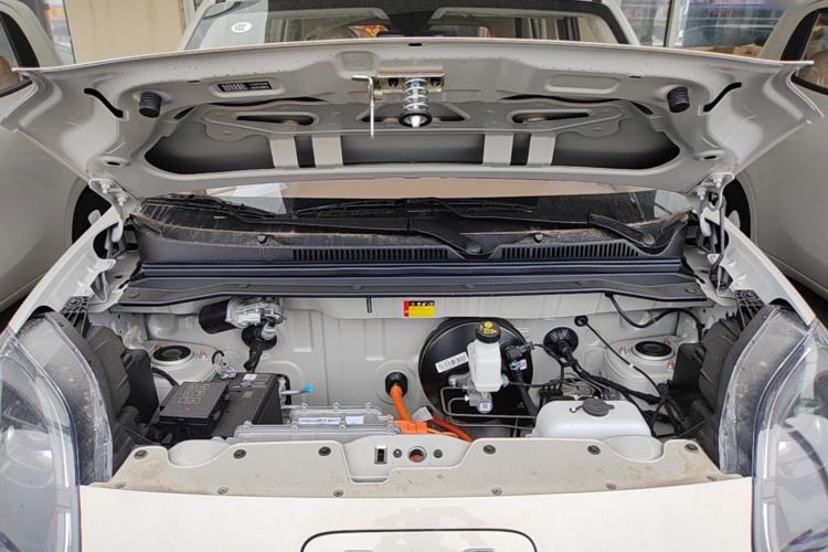 Used Wuling Hongguang MINIEV 2025 Four-Door Version Advanced Edition Engine Bay