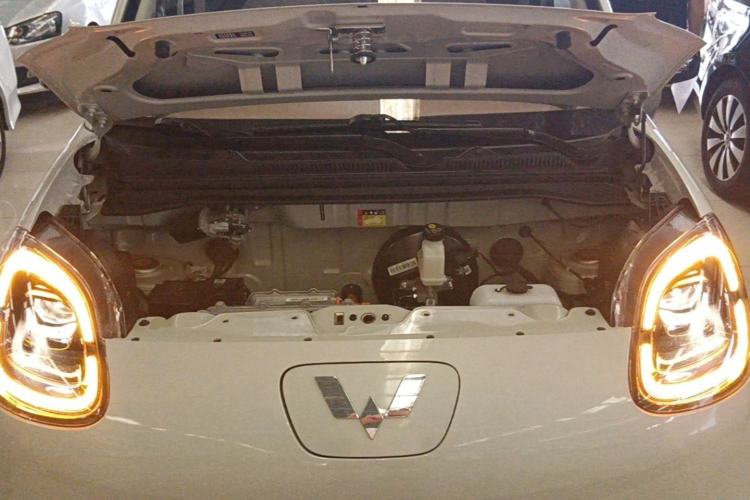 Used Wuling Hongguang MINIEV 2025 Four-Door Version Advanced Edition Engine Bay
