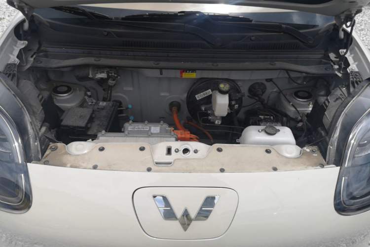 Used Wuling Hongguang MINIEV 2025 Four-Door Version Advanced Edition Engine Bay