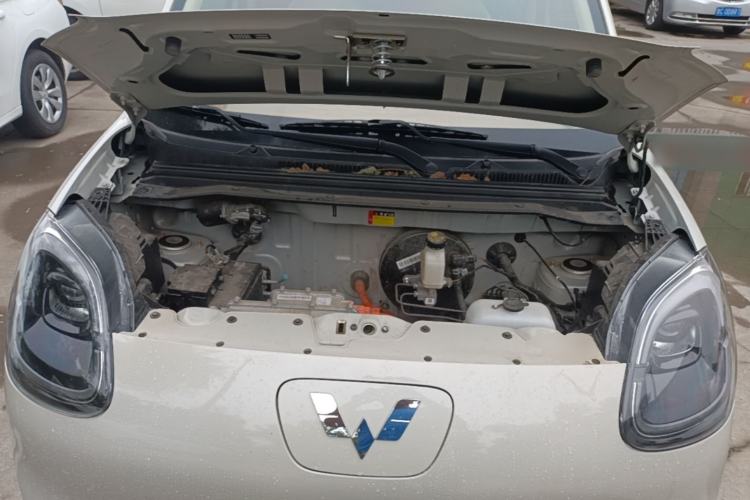 Used Wuling Hongguang MINIEV 2025 Four-Door Version Advanced Edition Engine Bay