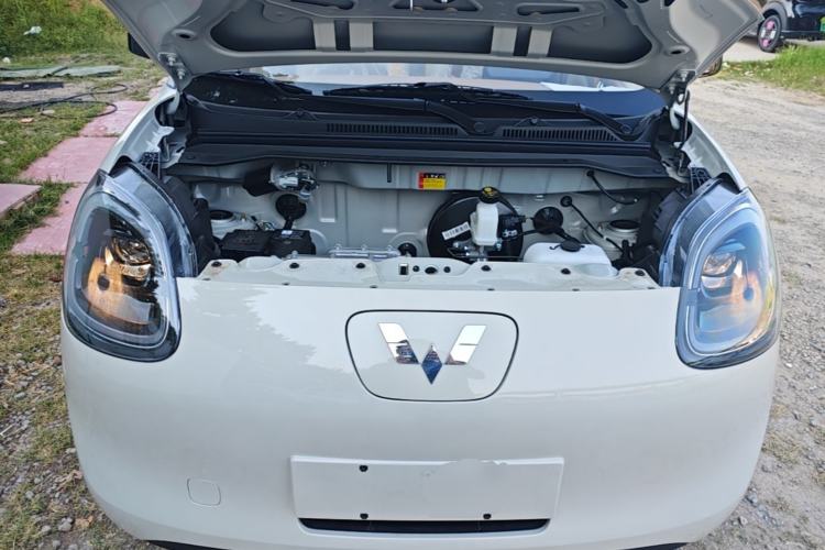Used Wuling Hongguang MINIEV 2025 Four-Door Version Advanced Edition Engine Bay
