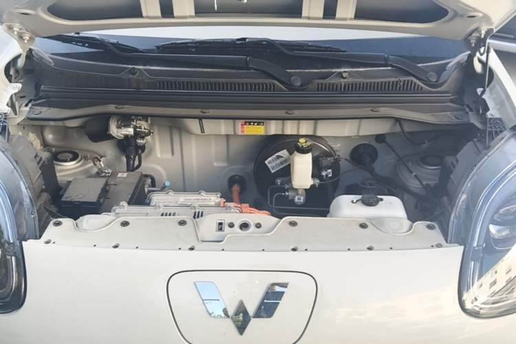 Used Wuling Hongguang MINIEV 2025 Four-Door Version Advanced Edition Engine Bay