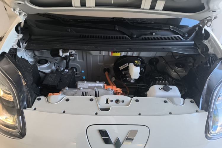 Used Wuling Hongguang MINIEV 2025 Four-Door Version Advanced Edition Engine Bay