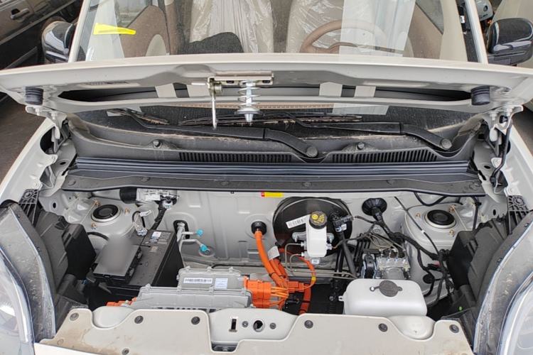 Used Wuling Hongguang MINIEV 2025 Four-Door Version Advanced Edition Engine Bay
