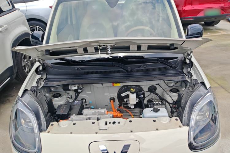 Used Wuling Hongguang MINIEV 2025 Four-Door Version Advanced Edition Engine Bay