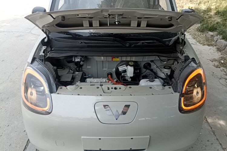 Used Wuling Hongguang MINIEV 2025 Four-Door Version Advanced Edition Engine Bay