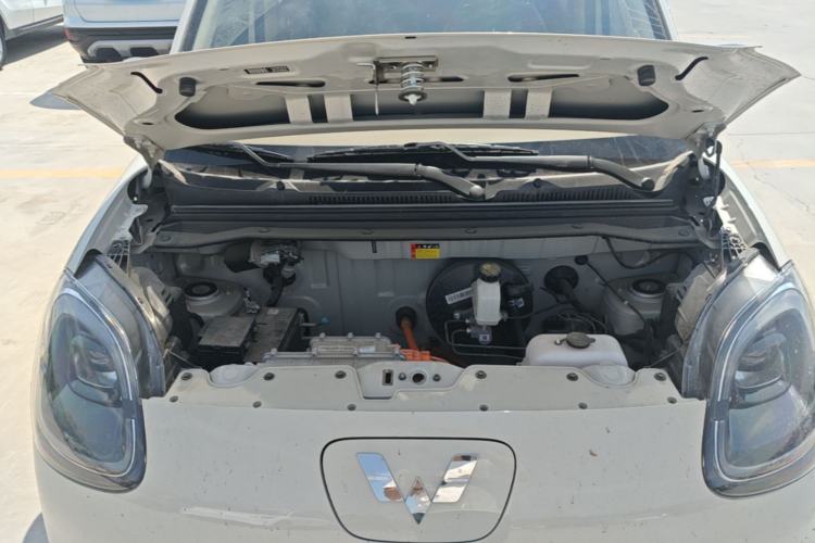 Used Wuling Hongguang MINIEV 2025 Four-Door Version Advanced Edition Engine Bay