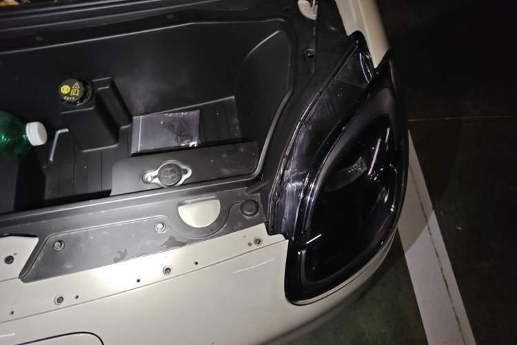 Used Wuling Hongguang MINIEV 2025 Four-Door Version Advanced Edition Engine Bay Left