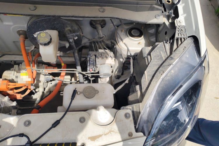 Used Wuling Hongguang MINIEV 2025 Four-Door Version Advanced Edition Engine Bay Left