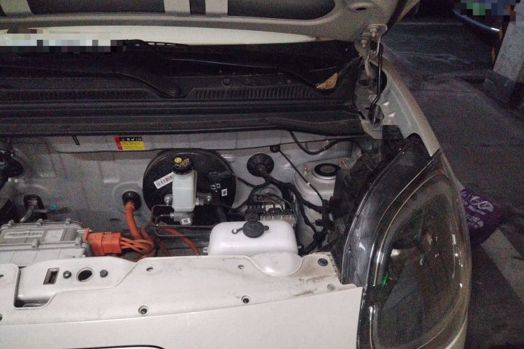 Used Wuling Hongguang MINIEV 2025 Four-Door Version Advanced Edition Engine Bay Left