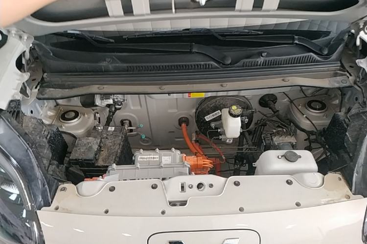 Used Wuling Hongguang MINIEV 2025 Four-Door Version Advanced Edition Engine Bay