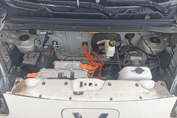 Used Wuling Hongguang MINIEV 2025 Four-Door Version Advanced Edition Engine Bay
